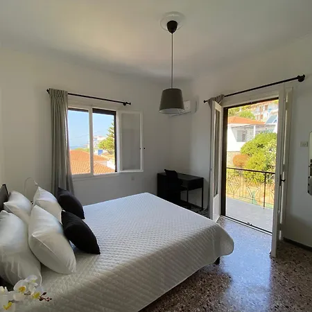 Casa vacanze Demie And George ηouse Loutraki (Skopelos)